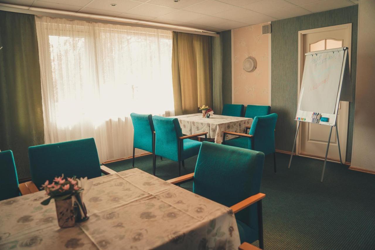 Hotell Paeaesuke Jõhvi Exterior foto